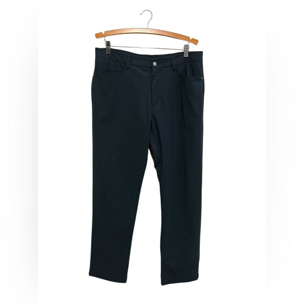 CRZ YOGA Men's Navy Blue Straight Leg Pant Size 36W